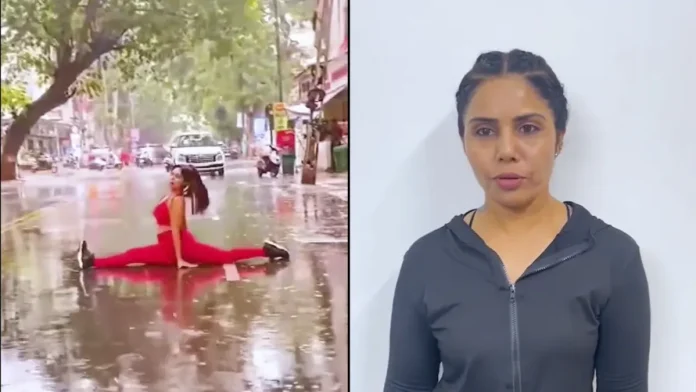 gujarat-woman doing yoga in road