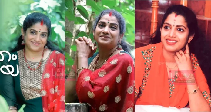 actress maya moushmi about her life and fathers death