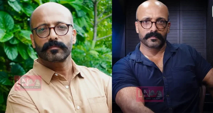 actyor director mb padmakumar about malayalam movie favoritism