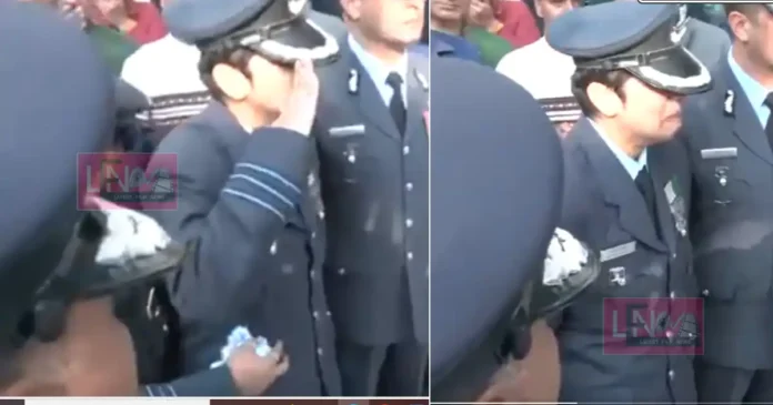 indian-air-force-officer-wifes-final-salute-to-husband-who-killed-in-thejas-f-crash-in-dubai