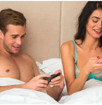 പ്ലാൻ ചെയ്തുള്ള സെ#ക്സാണോ സ്വാഭാവികമായി പെട്ടന്ന് നടക്കുന്ന സെ#ക്സാണോ മികച്ചത് ; വിദഗ്ദർ പറയുന്നത് ഇങ്ങനെ